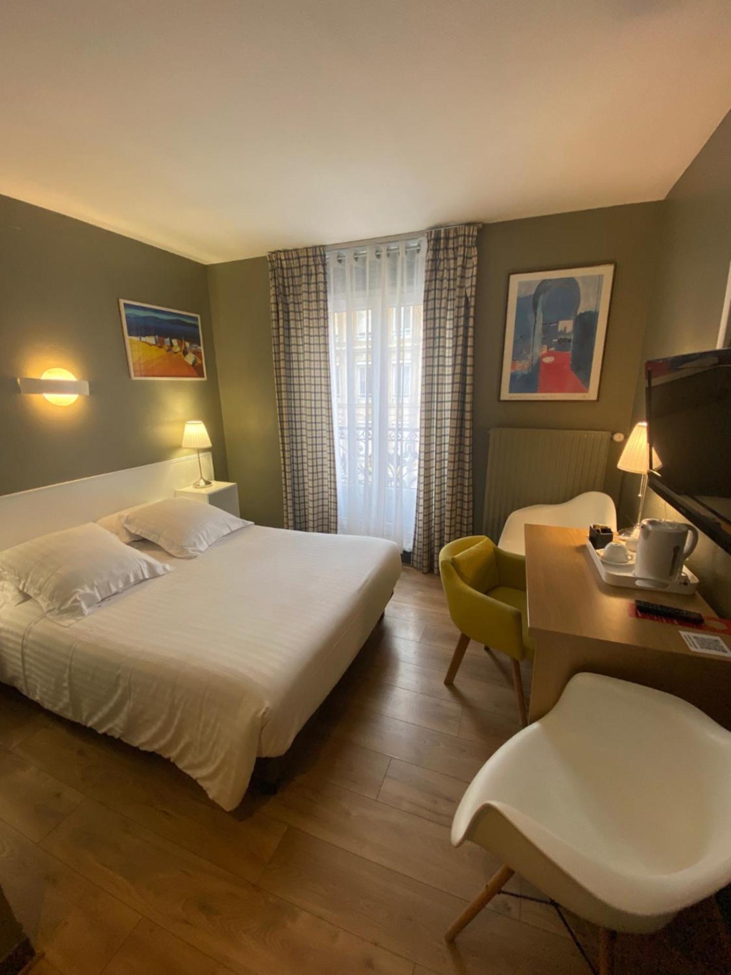 Hotel Le Pelican Шарлевіль-Мезьєр Екстер'єр фото